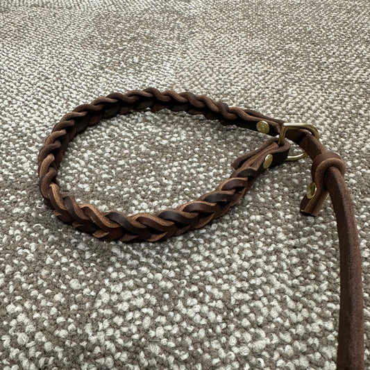 Retrieverkoppel i läder, brun/mässing, flätad halsdel