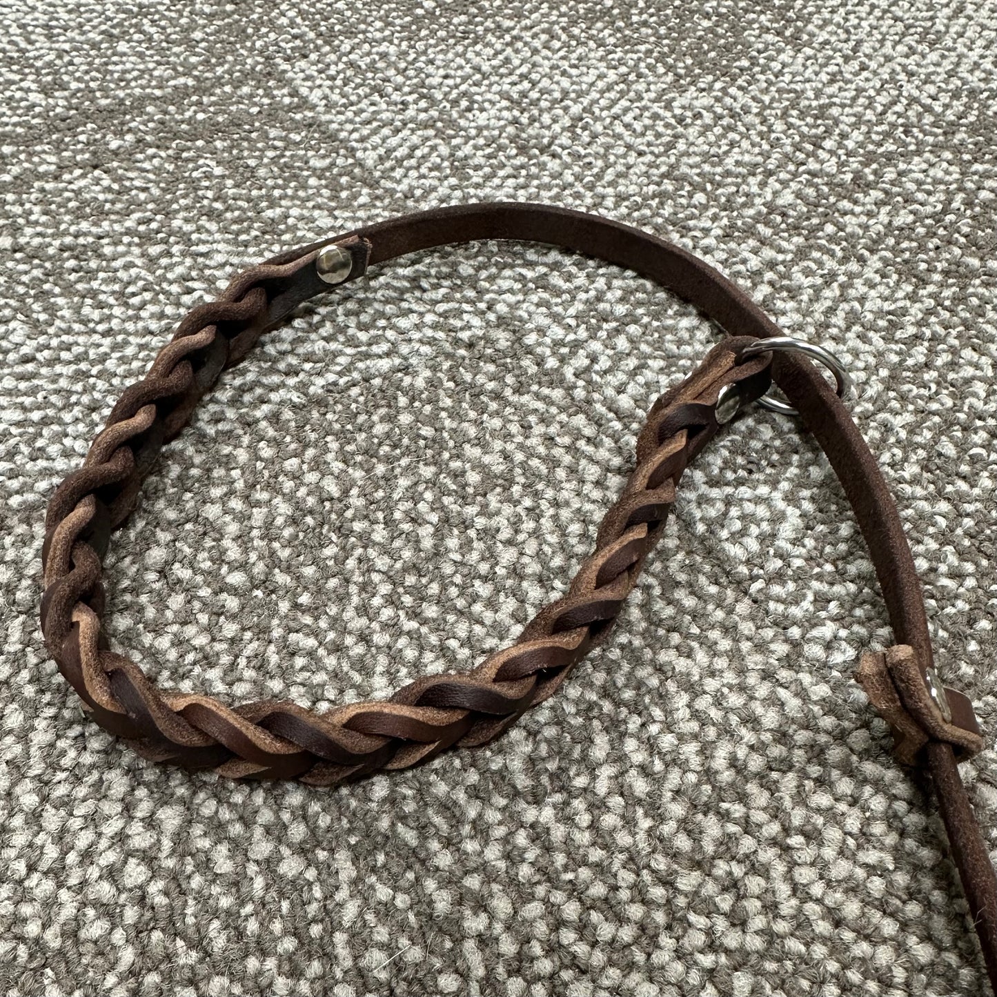 Retrieverkoppel i läder, brun/silver, flätad halsdel