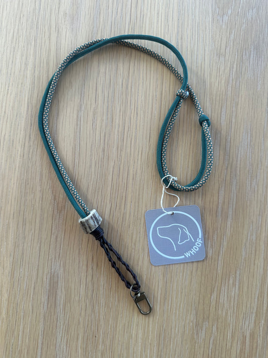 Visselpipsband, justerbar paracord och läderfläta